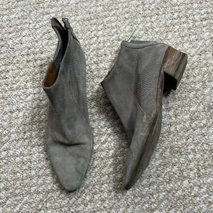 AQUATALIA Booties  Size 8 gray green boots